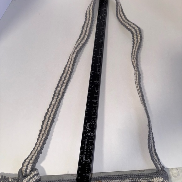 Altiplano Crocheted handmade bucket bag - Picture 9 of 11